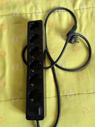Regleta Famatel 6 enchufes con interruptor
