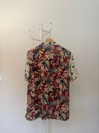 Camisa Estampada Tropical Talla M