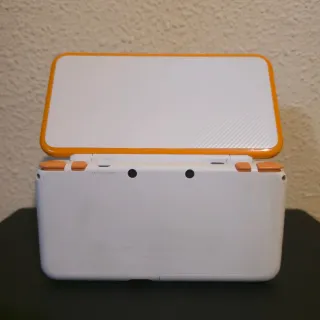 New Nintendo 2DS XL Naranja/Blanco