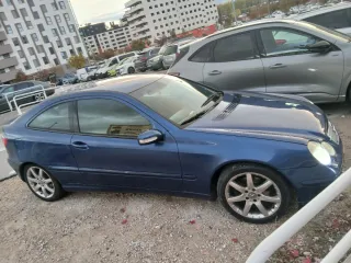 Mercedes-Benz Clase C 2003