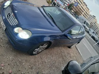 Mercedes-Benz Clase C 2003