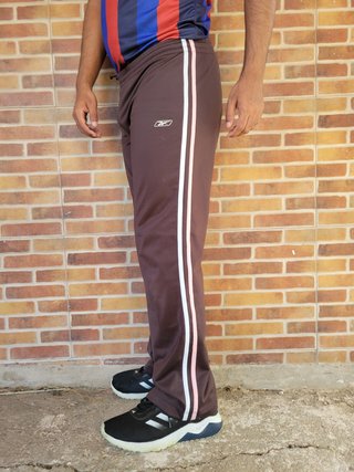Pantalón chándal marrón Reebok 14 años