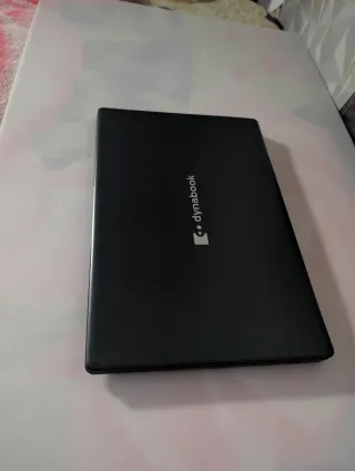 Portátil Toshiba Negro