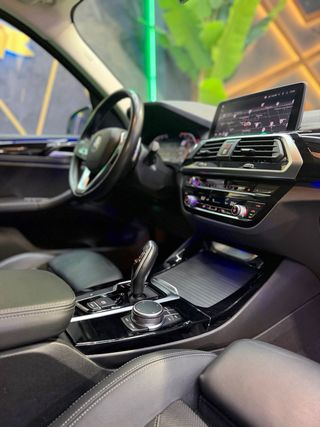 BMW X3 ( X-LINE )