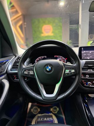BMW X3 ( X-LINE )