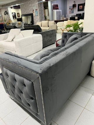 Sofá 2 plazas gris terciopelo