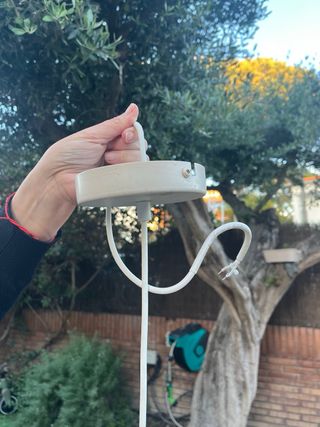 Lámpara techo de ratán y madera con bombilla