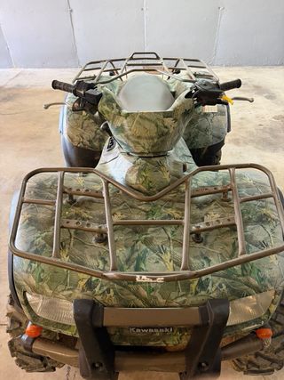 Kawasaki Quad Todoterreno Camuflaje