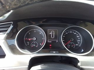 Volkswagen Touran Advance 2.0 TDI 110 kW (150 CV)