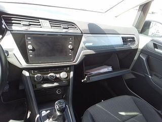 Volkswagen Touran Advance 2.0 TDI 110 kW (150 CV)