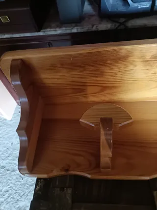 Perchero de madera rústico