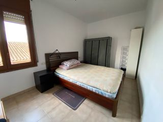 Alquilo habitación para persona sola o pareja
