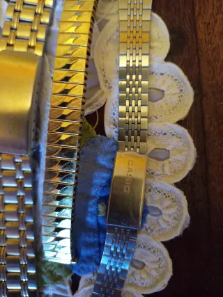 Lotto cinturini orologio oro e argento