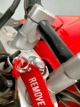 Honda CBF600 Roja - Moto Deportiva