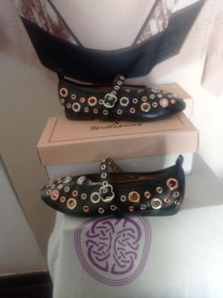 Ballerine Nere con Dettagli Oro Tg 36