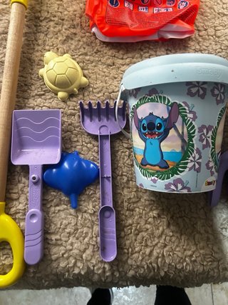 Lote de playa: pala, rastrillo, cubo