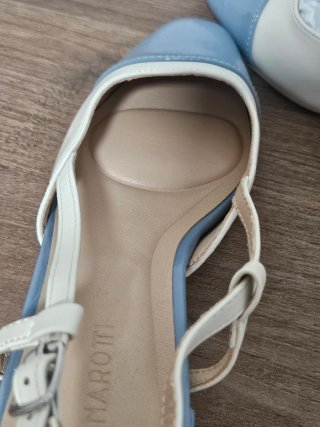 Sandalias Tira Cruzada Azul y Blanco