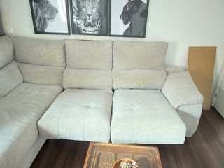 Sofá chaislongue gris antimanchas