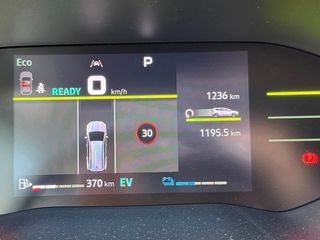 Dacia Jogger Hybrid 140CV Extreme 7 p · 1.200 km