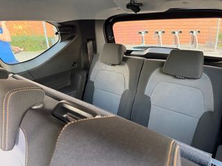 Dacia Jogger Hybrid 140CV Extreme 7 p · 1.200 km
