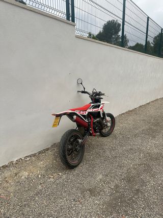 Beta Track RR