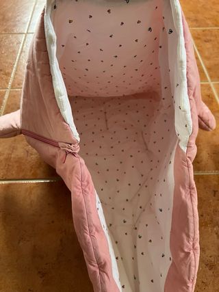 Saco bebé pez rosa