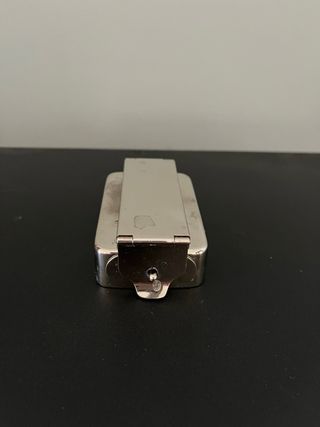 Antiguo afilador de cuchillas de afeitar