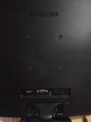 Monitor Samsung Curvo Negro