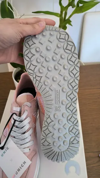 Zapatillas Munich rosas talla 40