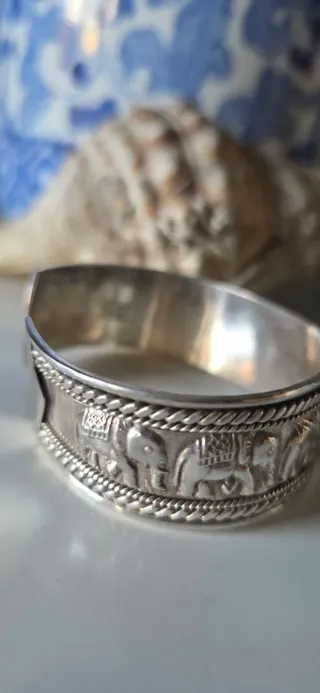 Brazalete de plata vintage elefantes