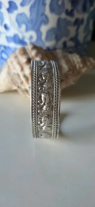 Brazalete de plata vintage elefantes