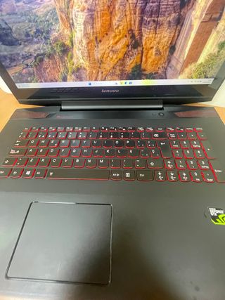 Lenovo Y70-70 Touch -103681-