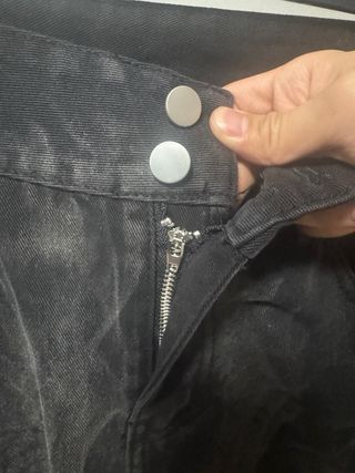 Pantaloni cargo neri effetto stone washed