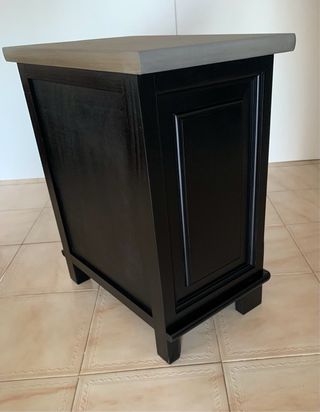 Mesita de noche madera maciza