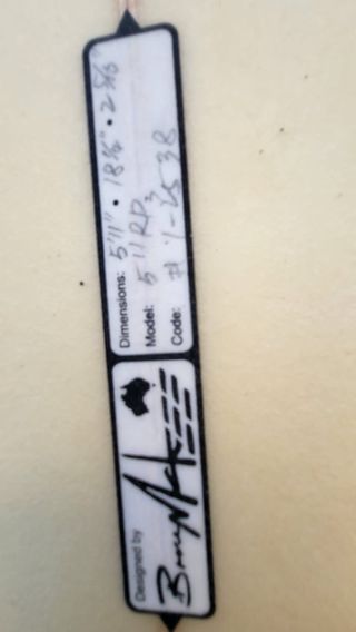 Tabla Surf Moor McKee (5,11)