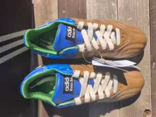 Zapatillas Adidas samba Marrones y Azules