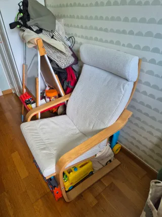 Sillón Ikea tela y madera