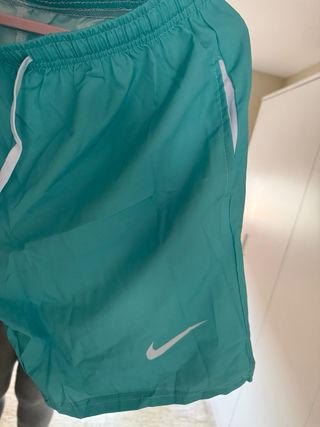 Conjunto deportivo Nike