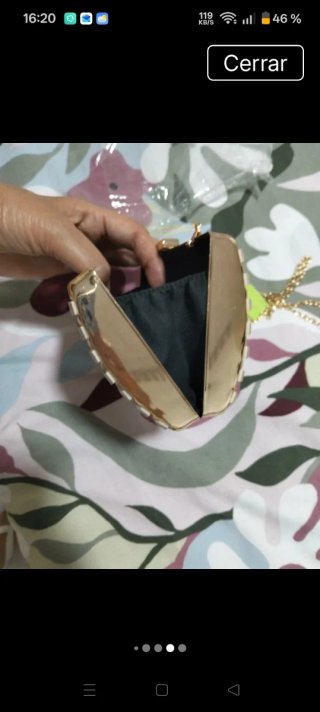 Bolso de mano dorado imitación nacar