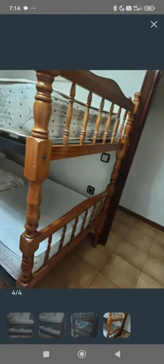 Litera de madera con colchones,almohadas y colchas