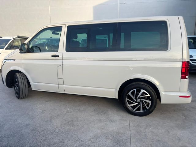 Volkswagen Multivan Edición OUTDOOR 2021 *OFERTA