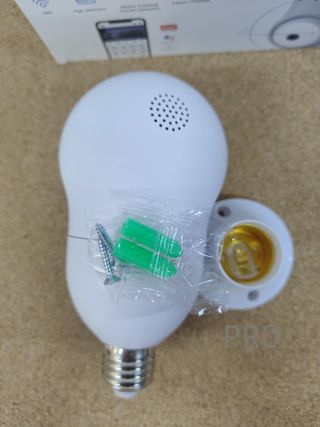 Telecamera di sorveglianza WiFi a forma di lampadina 2K