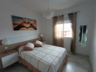 Se alquila piso vacacional en Chipiona con piscina