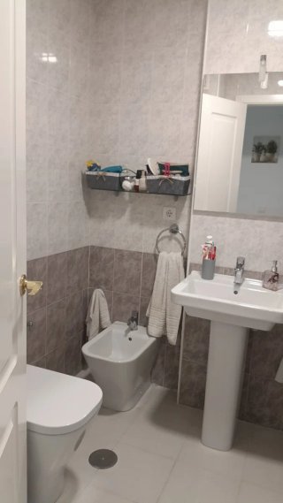 Se alquila piso vacacional en Chipiona con piscina