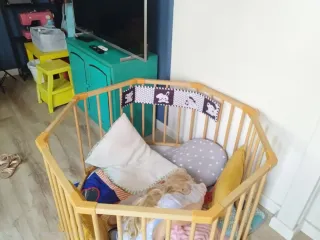 Parque infantil octogonal para bebé