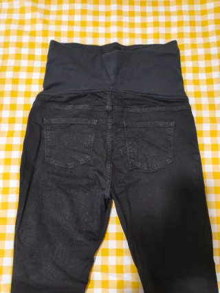 Vaquero pitillo premamá negro