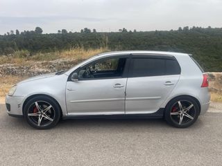 Volkswagen Golf 2005