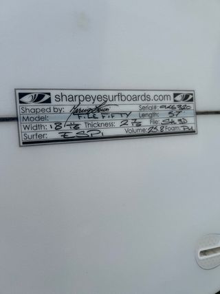Tabla de surf Sharpeye 5,7 26L