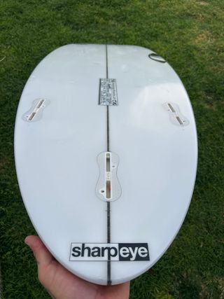 Tabla de surf Sharpeye 5,7 26L