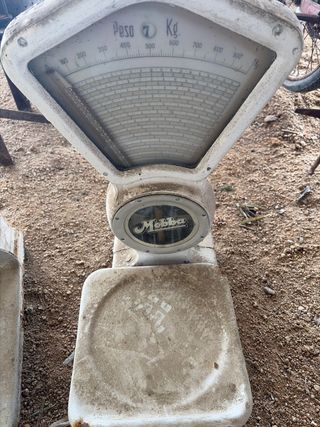 Balanza antigua Mobba